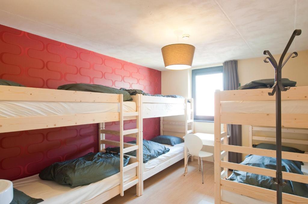 Leuven City Hostel Стая снимка